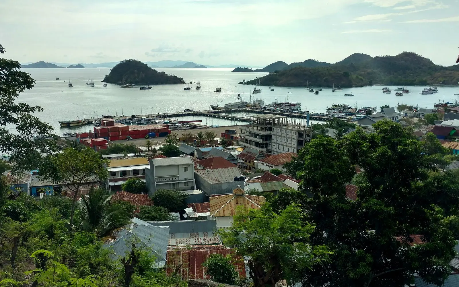 Labuan Bajo: Aktivitäten vor und nach der Tauchsafari