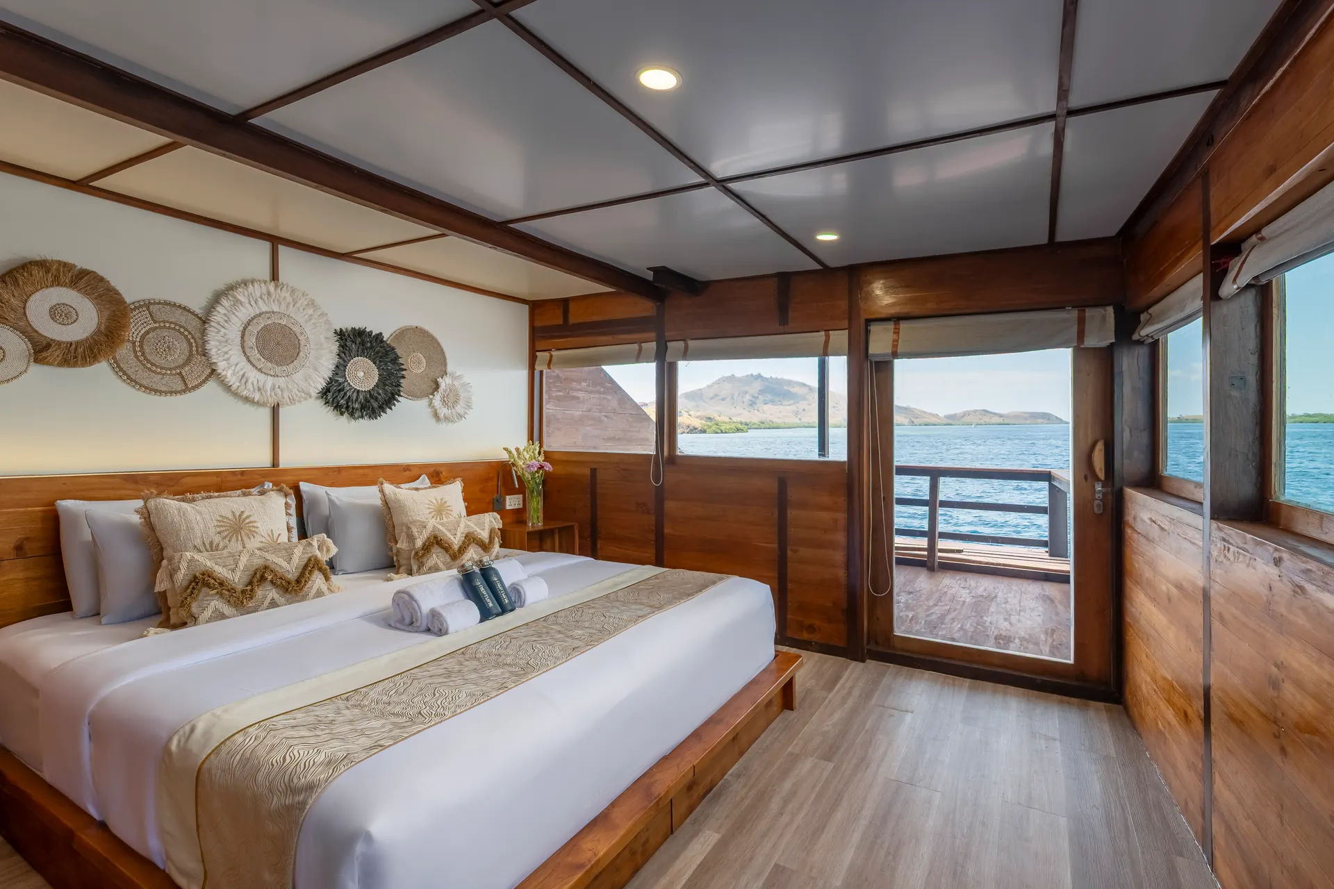 Neptune One Deluxe Sea View cabin with balcony