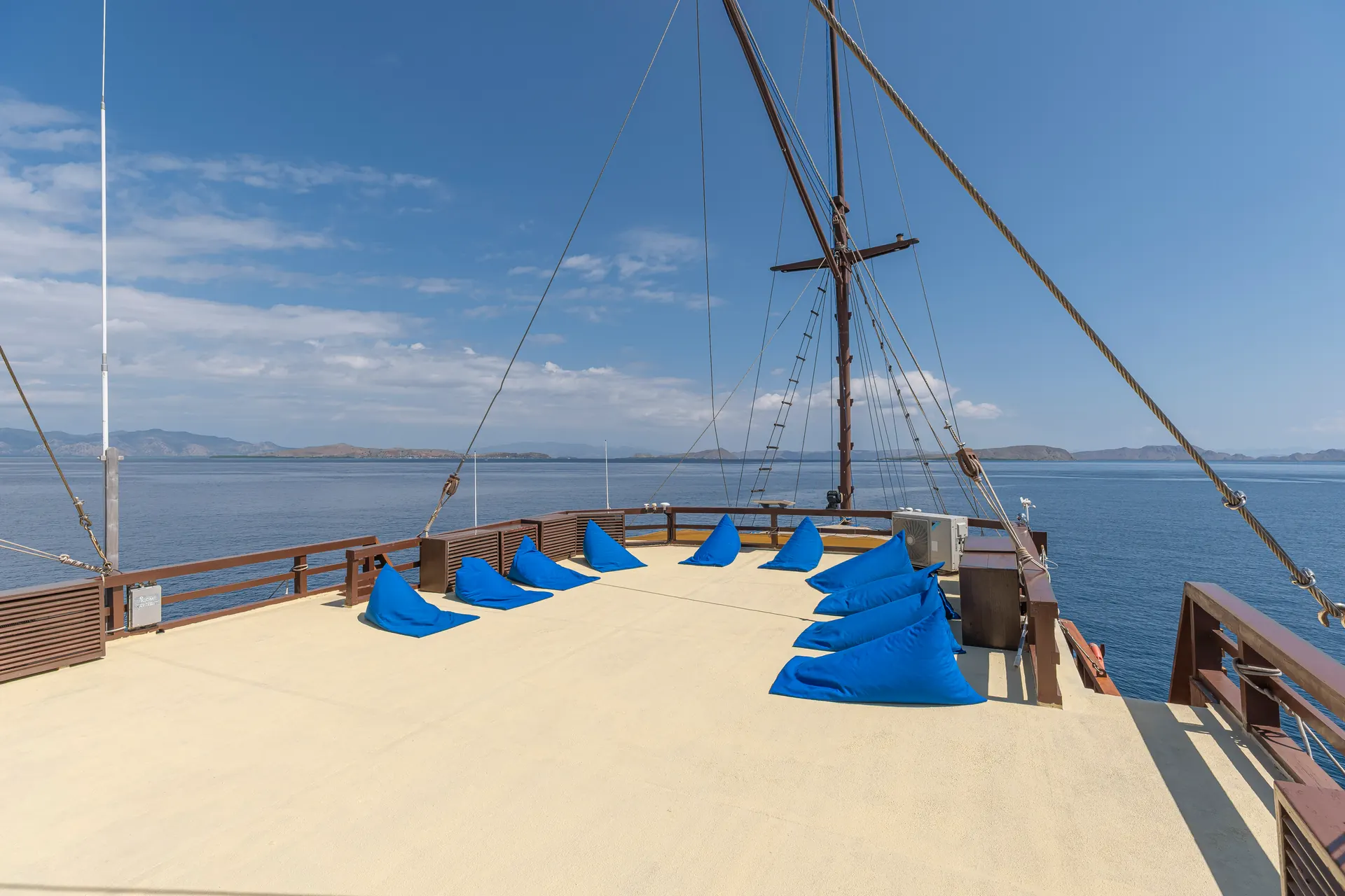 Neptune liveaboard upper deck