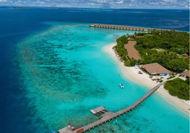 How to Arrive in Komodo